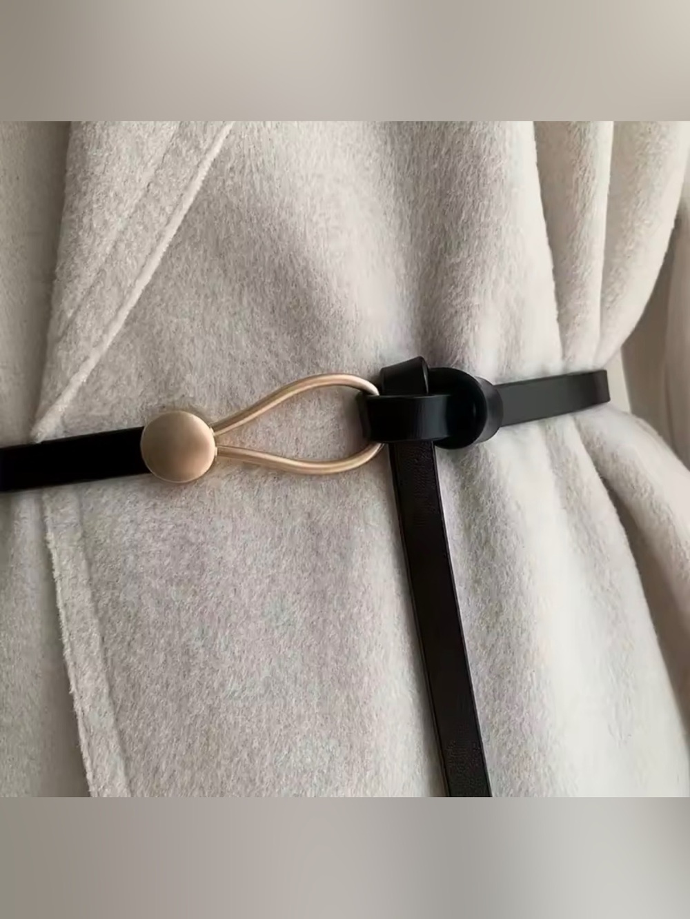 Italian Luxury Women’s Black Vegan Leather Loop Belt with Gold Accent NWOT